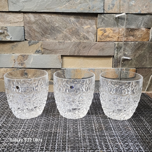 WHISKEY DECANTER SET - Picture 3 of 8